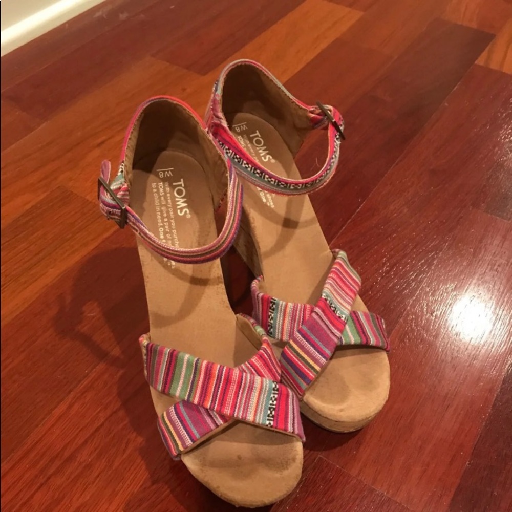 Toms Wedge Sandals Sz 8 Lk New Multi